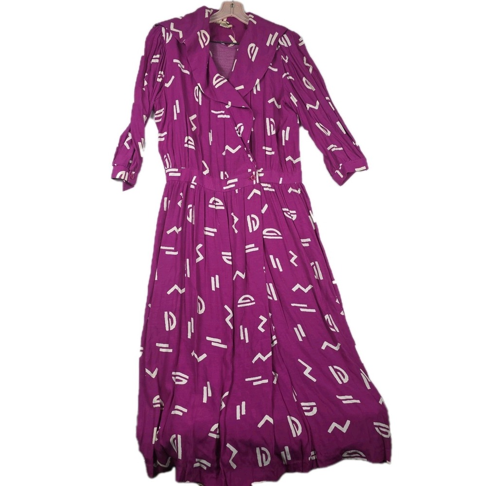 Vintage Union Made Women's Size‎ 12 Purple Button Waist Dress